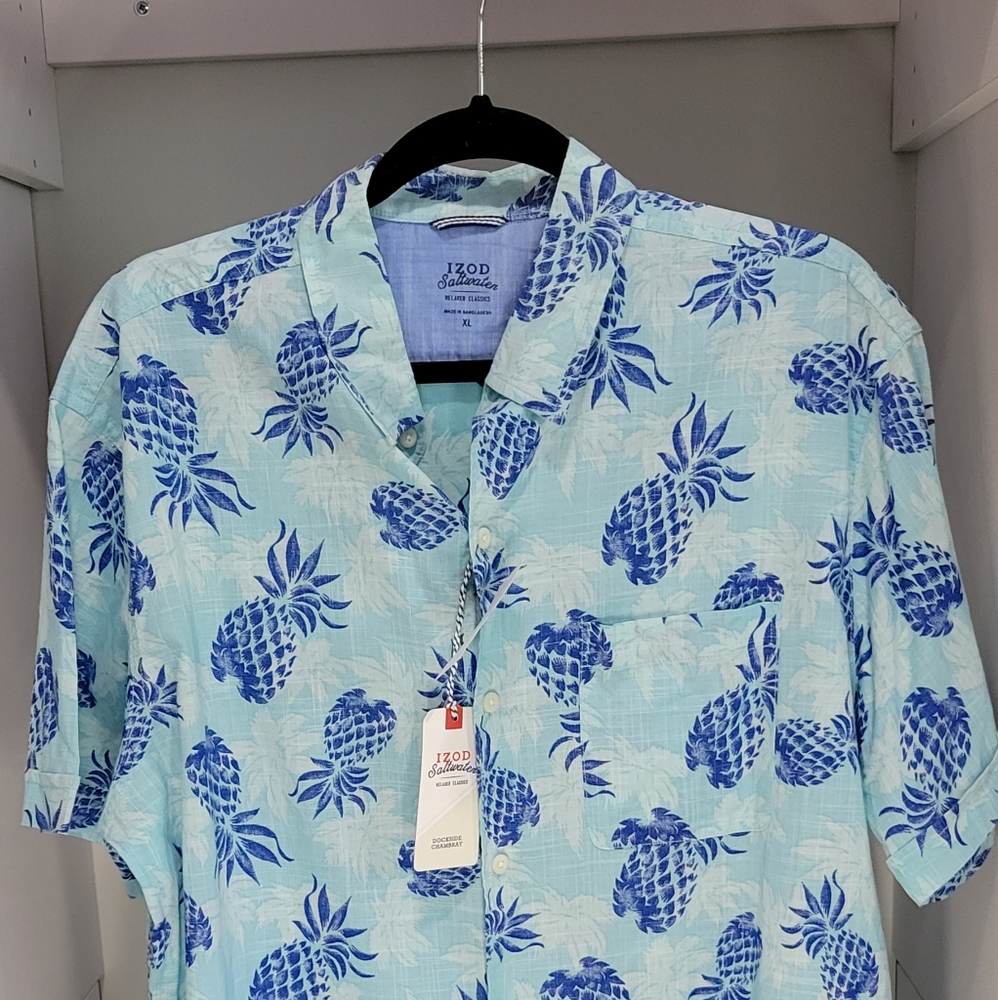 Men's Relaxed Button Up Shirt